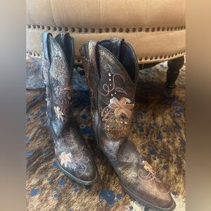 Durango Floral Embroidered Heeled Boots - Brown and Cream rhinestones